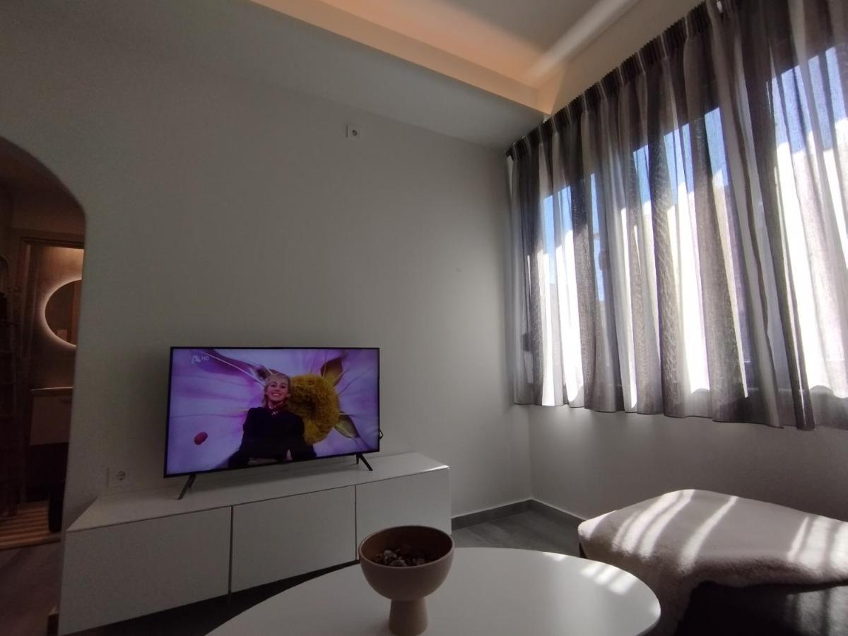 Jason'S Centre Apartment Volos Exterior foto